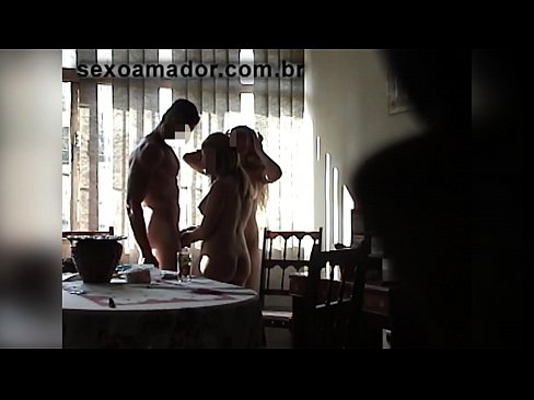 ❤️ Tugann cairde gnéis cuireadh d'fhear ollmhór agus do thriúr in éineacht leis ❌  Porn vk  uainn ga.pornmega.ru